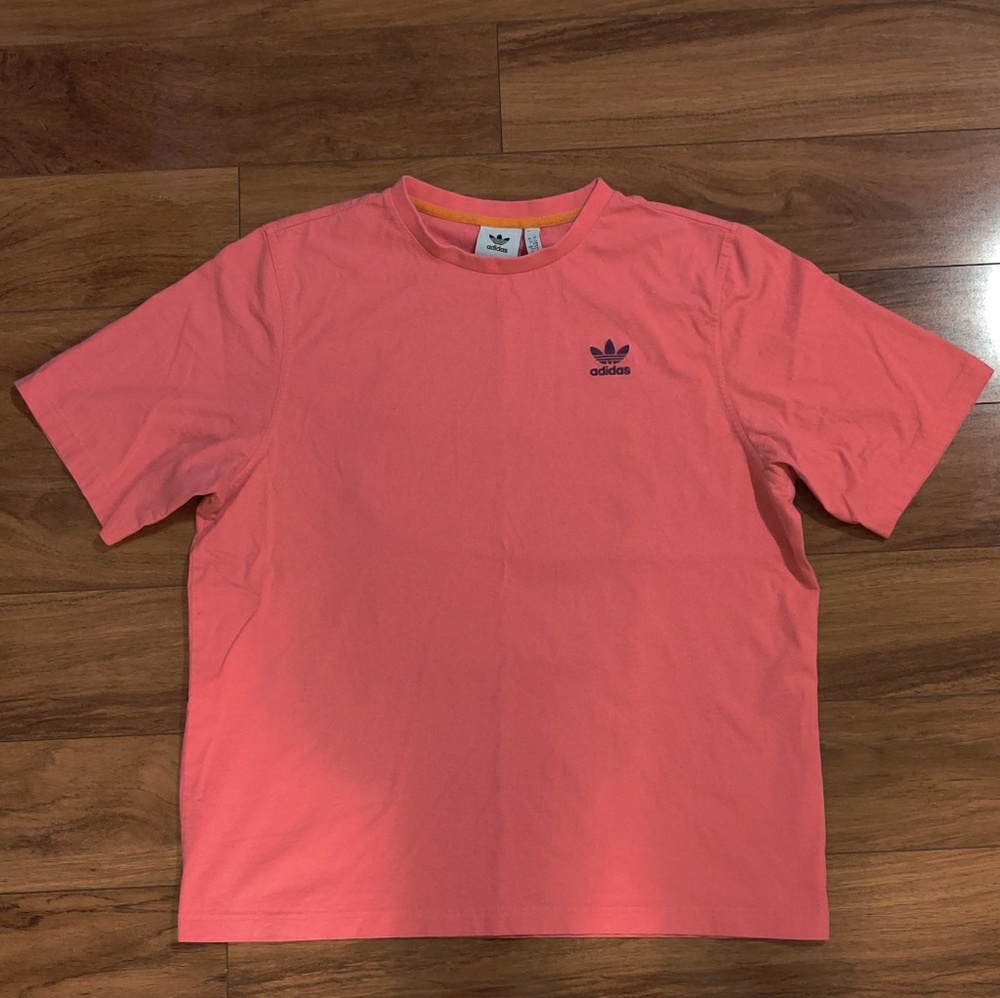Adidas t-shirt